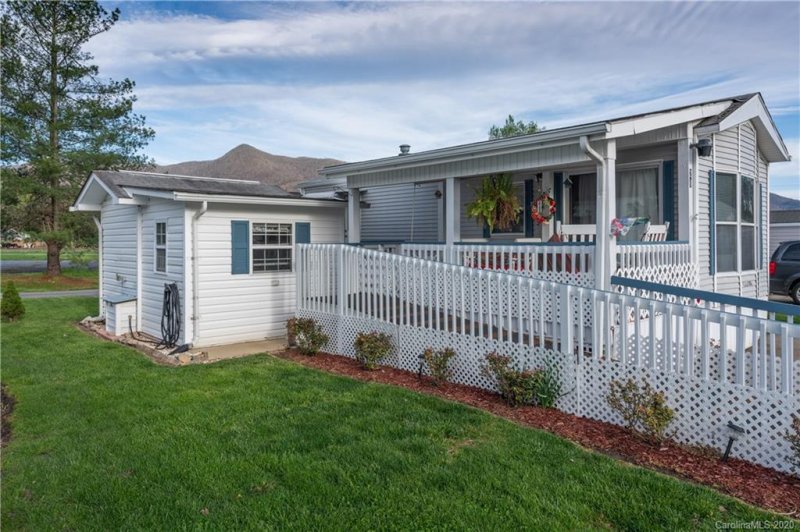 Property image 2 at 20 Strollers Lane, Waynesville, NC 28785