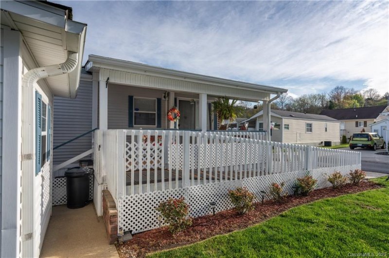 Property image 5 at 20 Strollers Lane, Waynesville, NC 28785