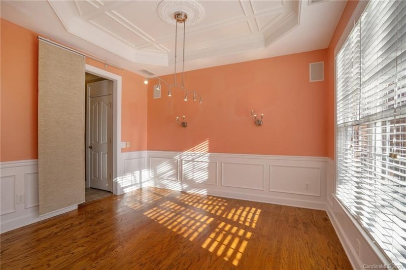 Property image 4 at 322 Robinlynn Road, Matthews, NC 28105