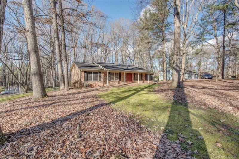 Property image 2 at 1017 Cumberland Drive, Shelby, NC 28150