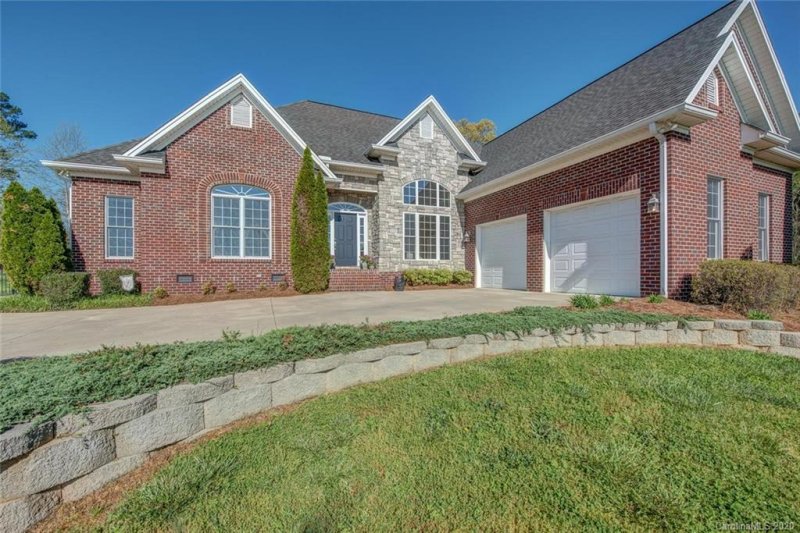 Property image 3 at 210 Cross Creek Drive, Cherryville, NC 28021