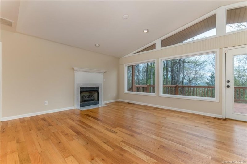 Property image 5 at 168 Echo Lane, Laurel Park, NC 28739