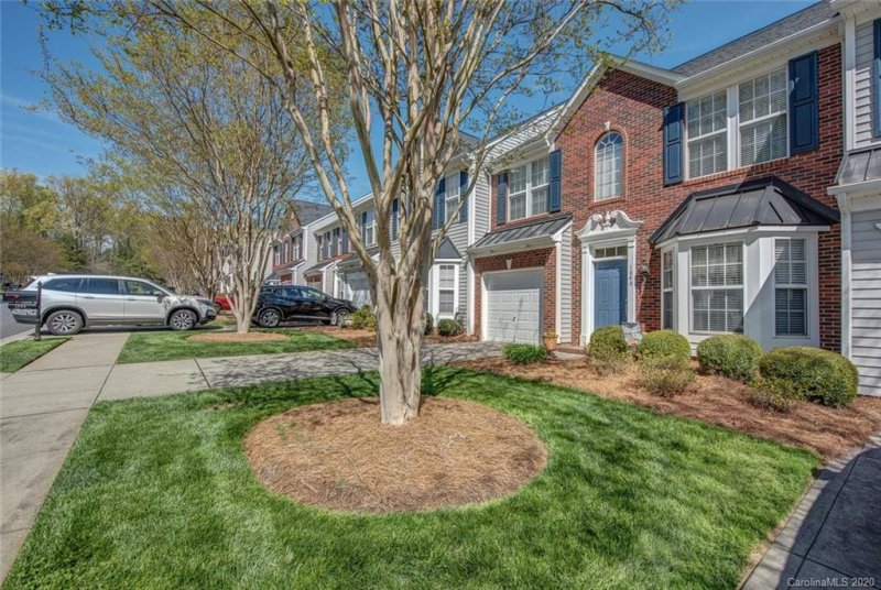 Property image 2 at 1646 Backcreek Lane, Gastonia, NC 28054