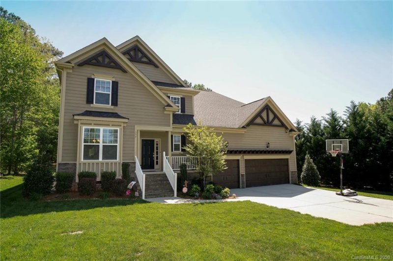 Property image 3 at 394 Cove Creek Loop, Mooresville, NC 28117