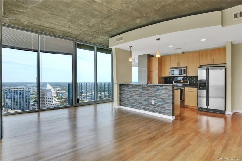 Property image 3 at 210 N Church Street, Charlotte, NC 28202