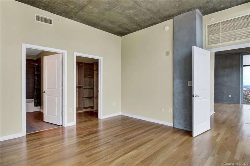 Property image 4 at 210 N Church Street, Charlotte, NC 28202