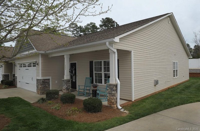 Property image 2 at 1629 Amberlight Circle, Salisbury, NC 28144