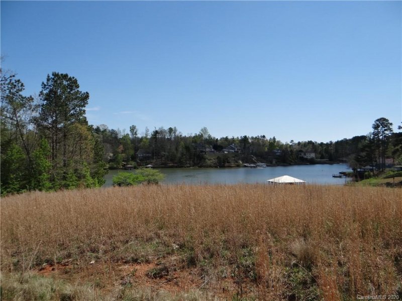 Property image 4 at 4916 Rio De Luna None, Hickory, NC 28601