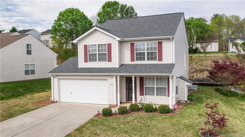 Property image 2 at 1956 8th Street Lane, Hickory, NC 28602