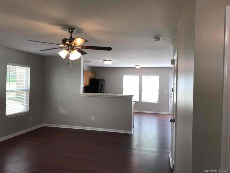 Property image 2 at 1425 Logan Patrick Court, Gastonia, NC 28052