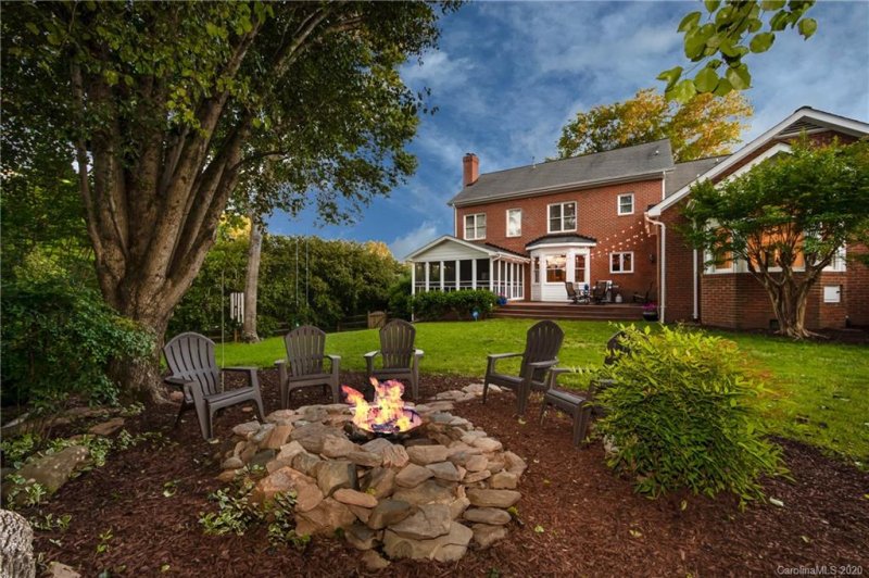 Property image 2 at 2046 Kilmonack Lane, Charlotte, NC 28270