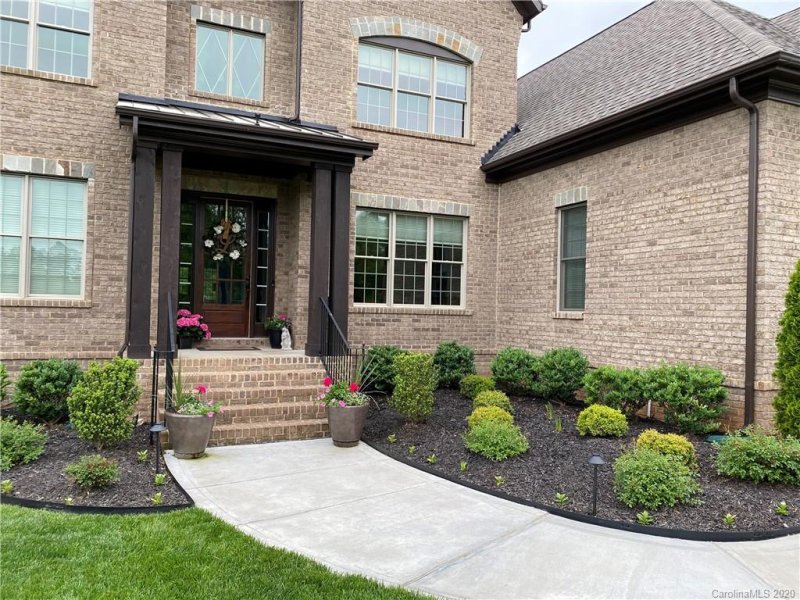 Property image 2 at 4008 Soleado Drive, Wesley Chapel, NC 28104