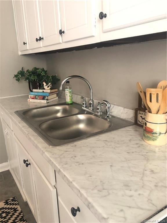 Property image 2 at 427 N Yadkin Avenue, Spencer, NC 28159