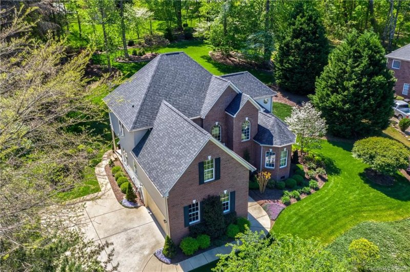 Property image 2 at 125 Normandy Road, Mooresville, NC 28117