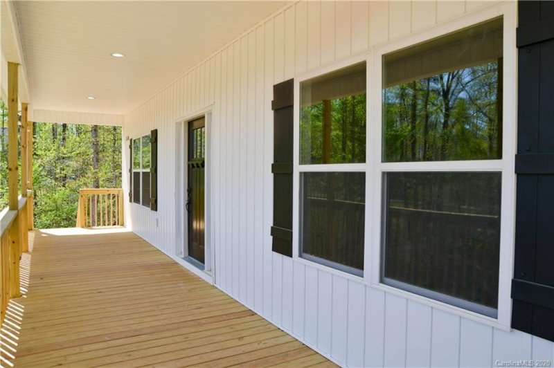 Property image 3 at 3510 Lake Drive, Morganton, NC 28655