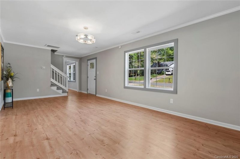 Property image 4 at 7324 Rockwood Forest Lane, Charlotte, NC 28212