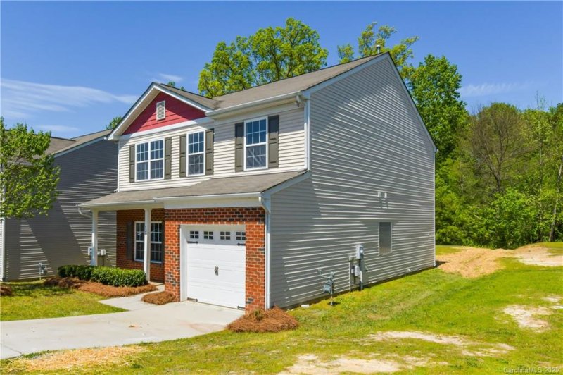 Property image 2 at 1420 Logan Patrick Court, Gastonia, NC 28052