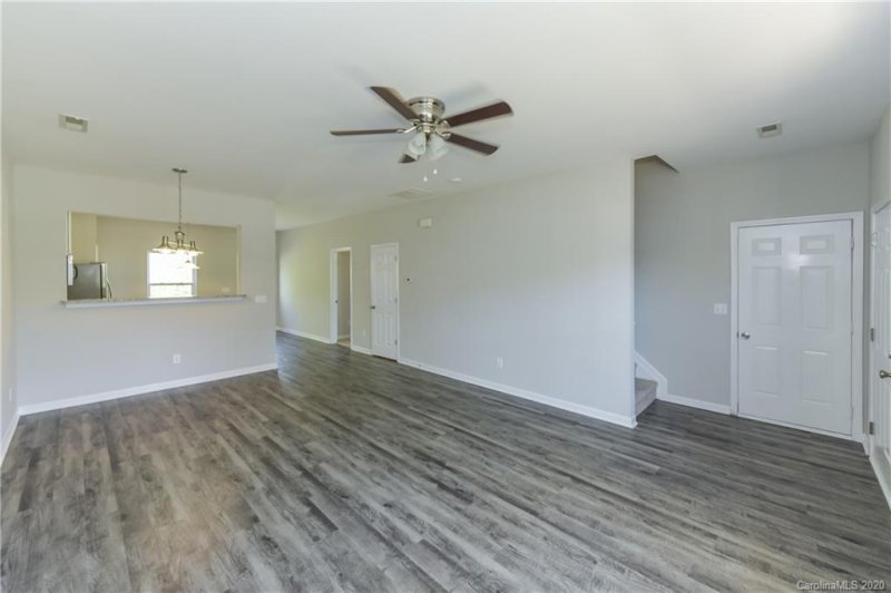 Property image 3 at 1420 Logan Patrick Court, Gastonia, NC 28052