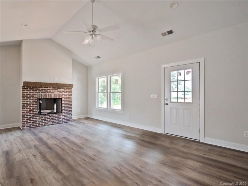 Property image 3 at 259 Lone Pine Road, Statesville, NC 28625