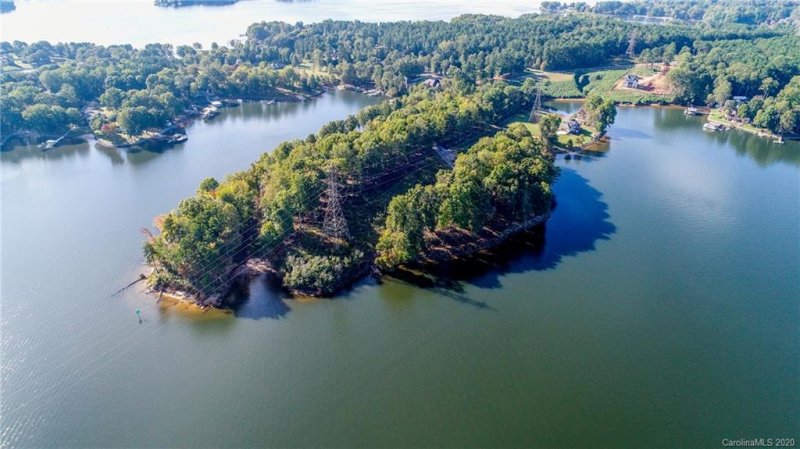 Property image 3 at 9176 Greenwood Road, Terrell, NC 28682