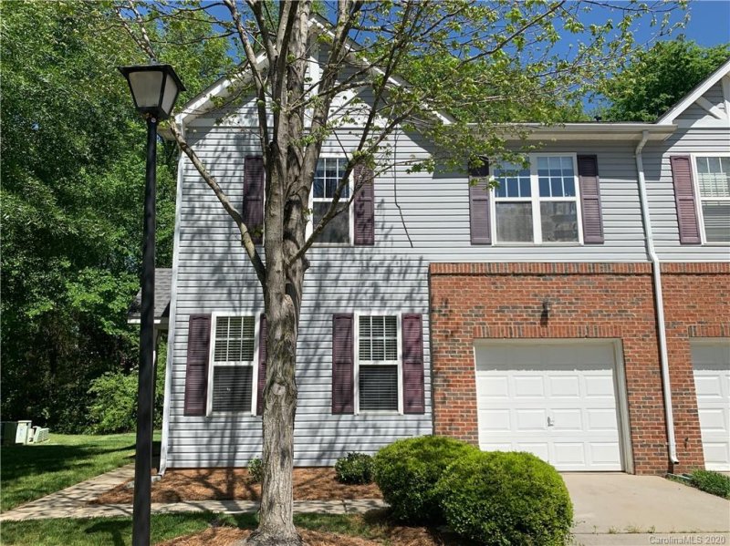 10716 Essex Hall Drive