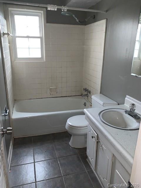 Property image 3 at 904 Mcalway Road, Charlotte, NC 28211