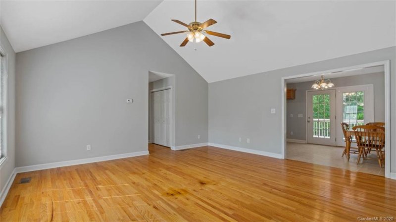 Property image 3 at 4911 Slanting Bridge Road, Sherrills Ford, NC 28673