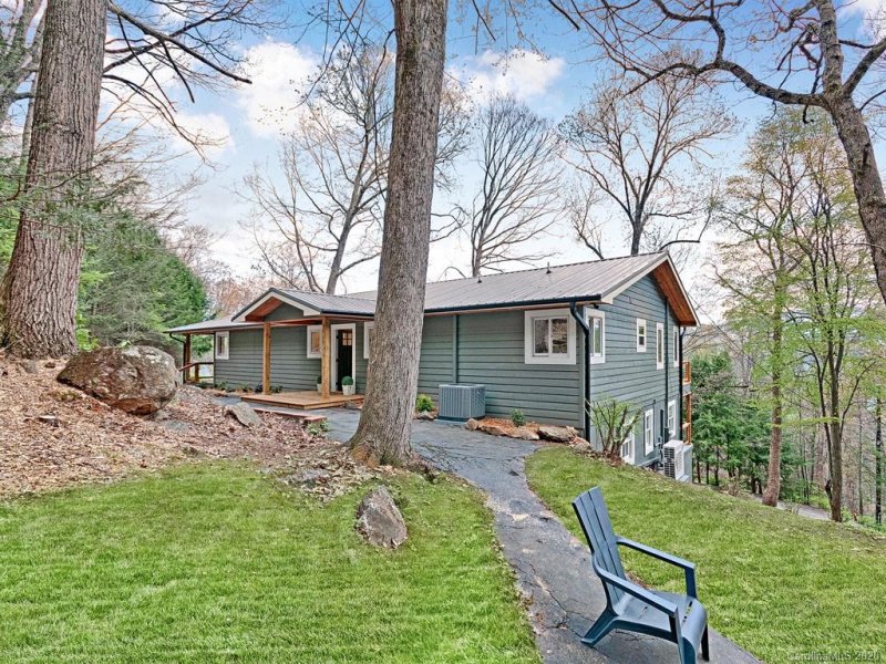 Property image 2 at 505 Scenic Circle, Waynesville, NC 28786