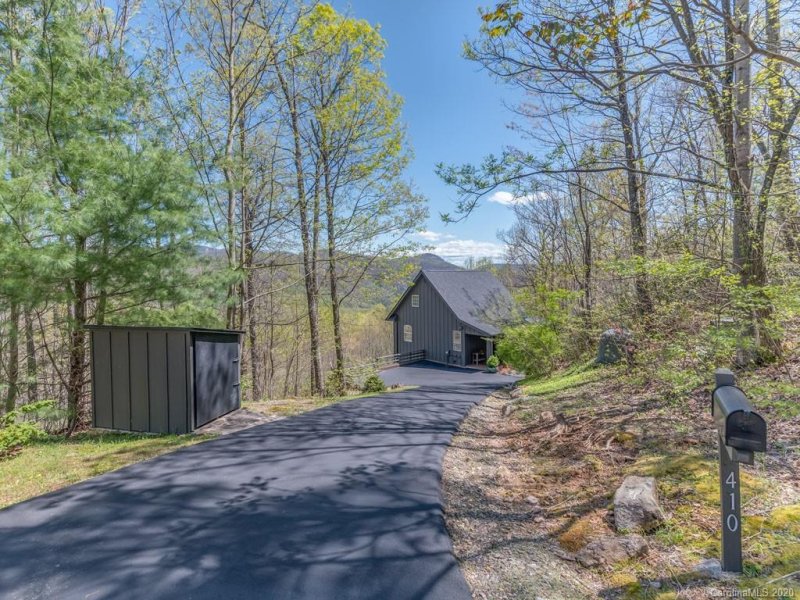 Property image 2 at 410 Bald Eagle Drive, Hendersonville, NC 28792