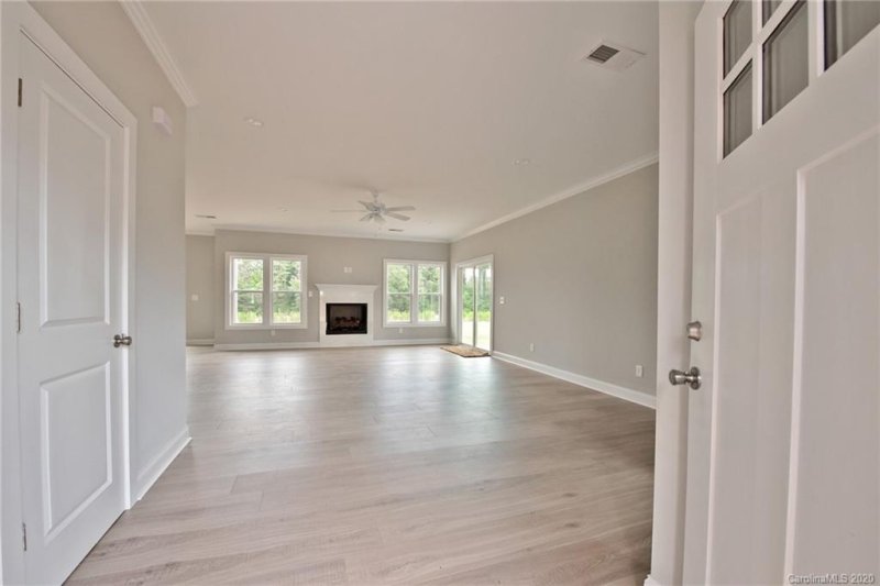 Property image 3 at 253 Lone Pine Road, Statesville, NC 28625