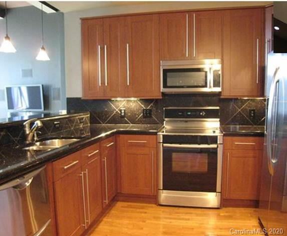 Property image 3 at 127 N Tryon Street, Charlotte, NC 28202