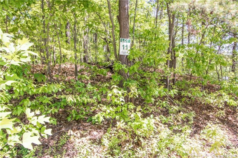 Property image 5 at 211 Greenbay Road, Mooresville, NC 28117