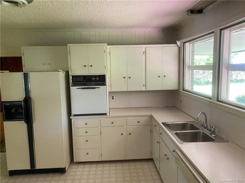 Property image 4 at 524 Thomas Trail, Gastonia, NC 28054