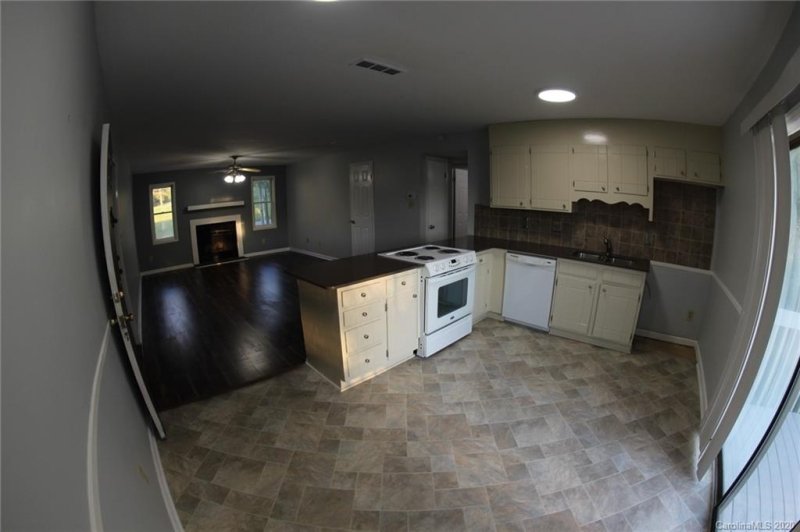 Property image 4 at 119 23rd Street, Hickory, NC 28601