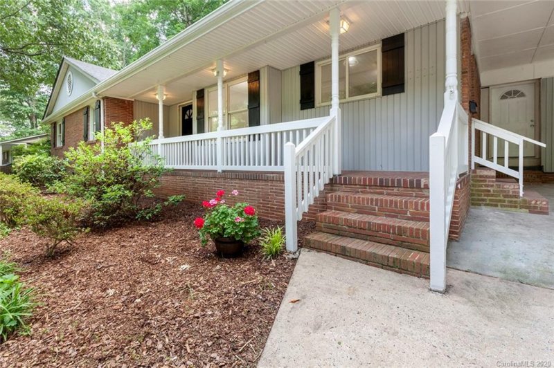 Property image 2 at 2623 Thomas Trail, Gastonia, NC 28054