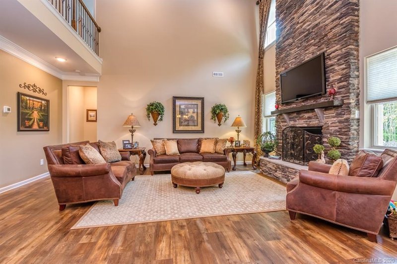 Property image 5 at 5105 Devonshire Road, Denver, NC 28037