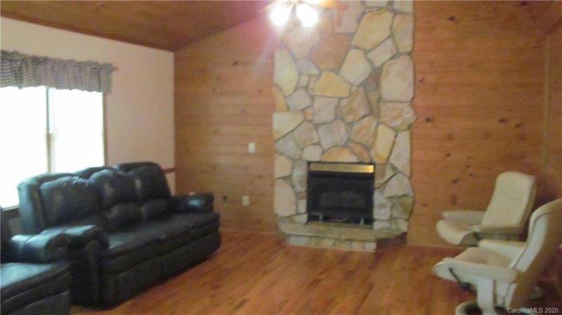 Property image 4 at 226 Candytuff Lane, Stanley, NC 28164