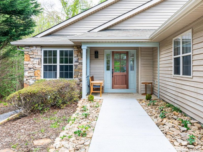 Property image 2 at 29 Tall Pines Road, Hendersonville, NC 28739