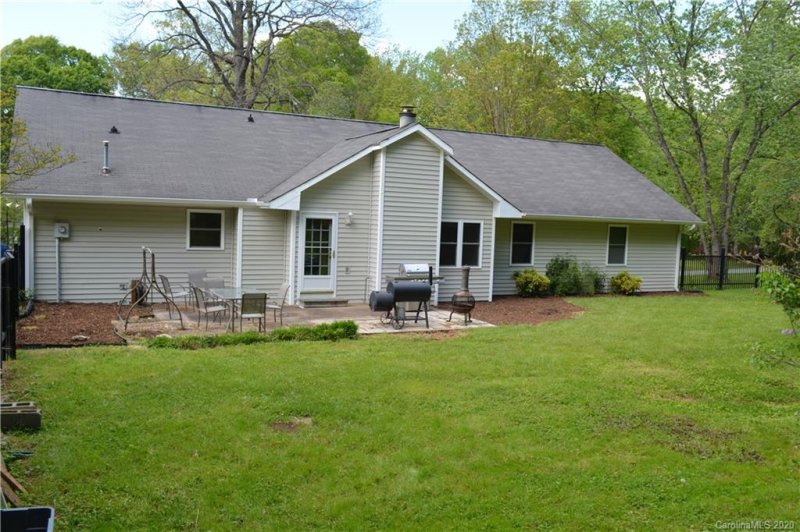 Property image 5 at 2110 Sharon Drive, Statesville, NC 28625