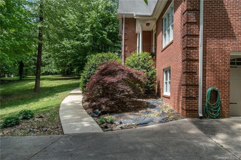 Property image 4 at 7316 Cobblecreek Drive, Matthews, NC 28104