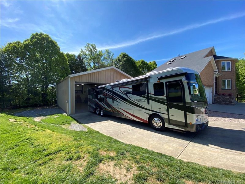 Property image 2 at 136 Hardwick Drive, Mooresville, NC 28115