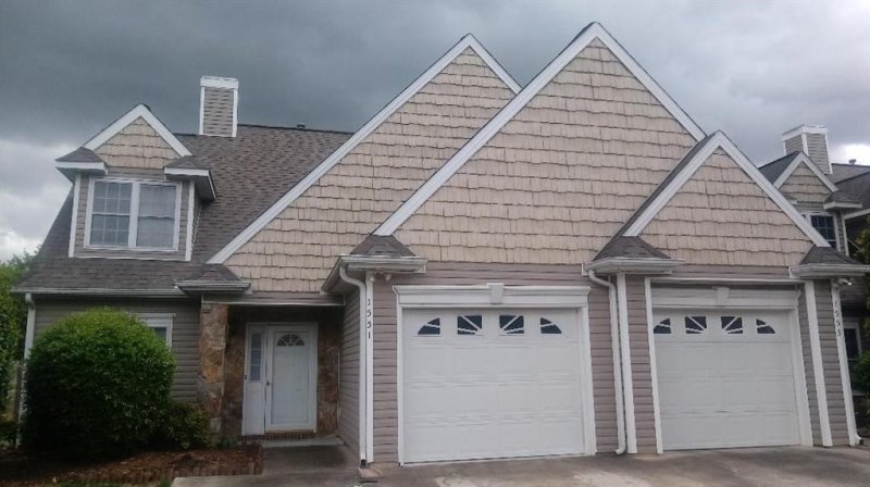 Property image 2 at 1551 16th Avenue, Hickory, NC 28601