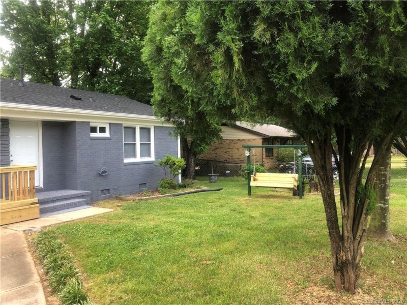 Property image 2 at 9536 Trinity Road, Charlotte, NC 28216