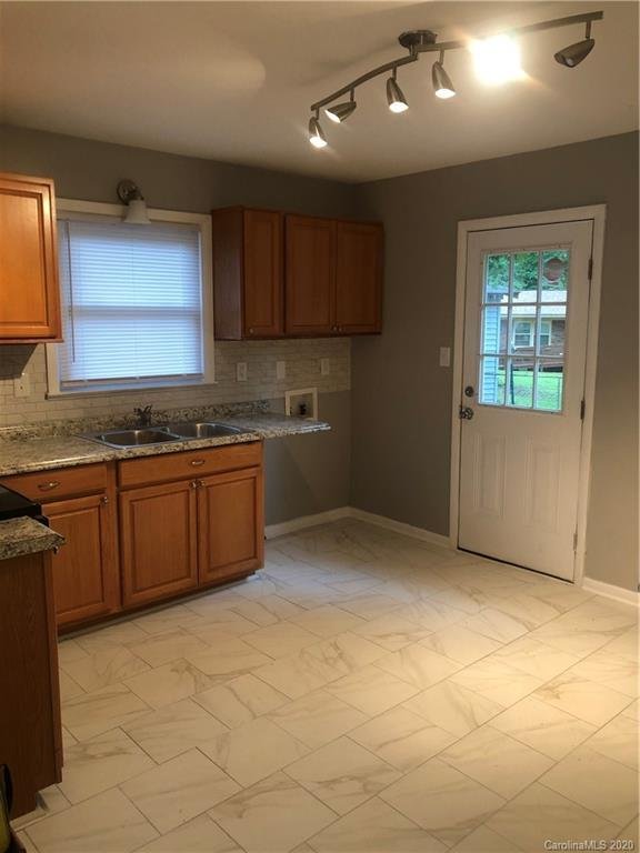 Property image 3 at 9536 Trinity Road, Charlotte, NC 28216