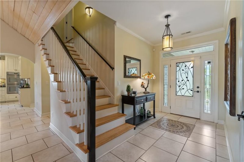 Property image 3 at 4130 Carriage Lane, Hickory, NC 28602