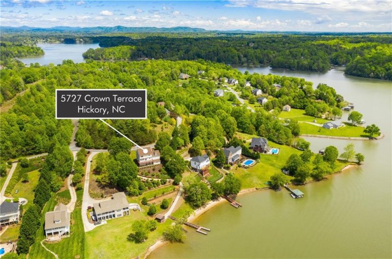 Property image 2 at 5727 Crown Terrace, Hickory, NC 28601