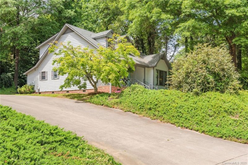 Property image 2 at 226 Virginia Street, Concord, NC 28025