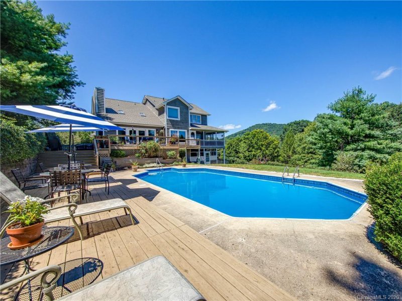 Property image 5 at 102 Weston Place, Asheville, NC 28803