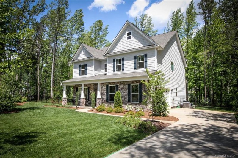Property image 2 at 8600 Aspen Court, Charlotte, NC 28227