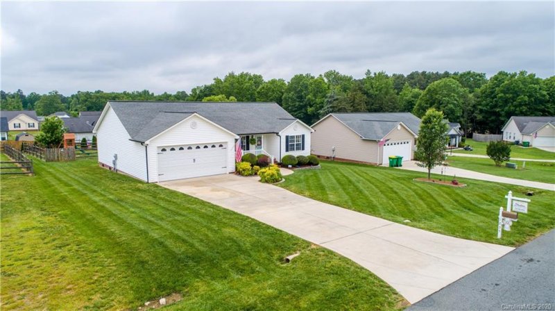 Property image 3 at 1235 Glory Court, Oakboro, NC 28129